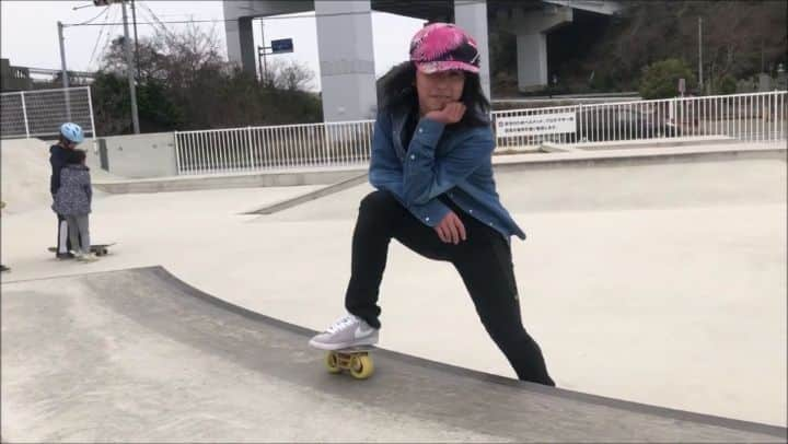 山本勇のインスタグラム：「The first time to skate at @uzupark_naruto_ (UZU PARK) in Tokushima last month. It was a very fun place to skate.  #freeskate  #jmkride  #jmk  #JMKRIDE  #sixtyfour  #徳島 #isamuyamamoto」