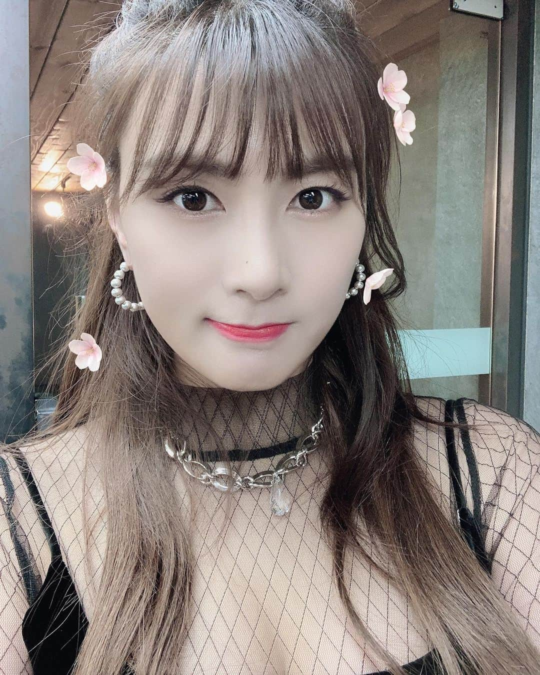 オ・ハヨンさんのインスタグラム写真 - (オ・ハヨンInstagram)「내맘은 덤더럼덤덤」4月13日 1時07分 - _ohhayoung_