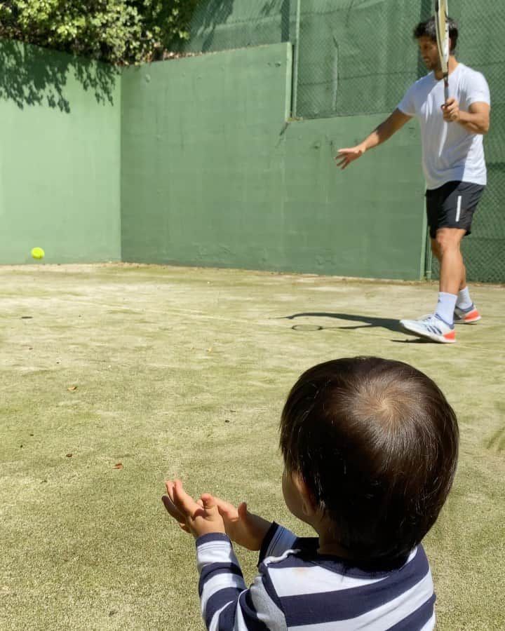 フェルナンド・ベルダスコのインスタグラム：「😍🥰👏🏽Feliz Domingo de Pascua a todos !!!」