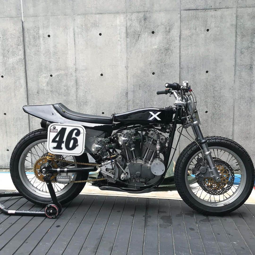 滝沢伸介さんのインスタグラム写真 - (滝沢伸介Instagram)「"X" Racing 750  #harleydavidson  #hotdockcustomcycles  #xr750  #x」4月13日 11時05分 - sin_takizawa
