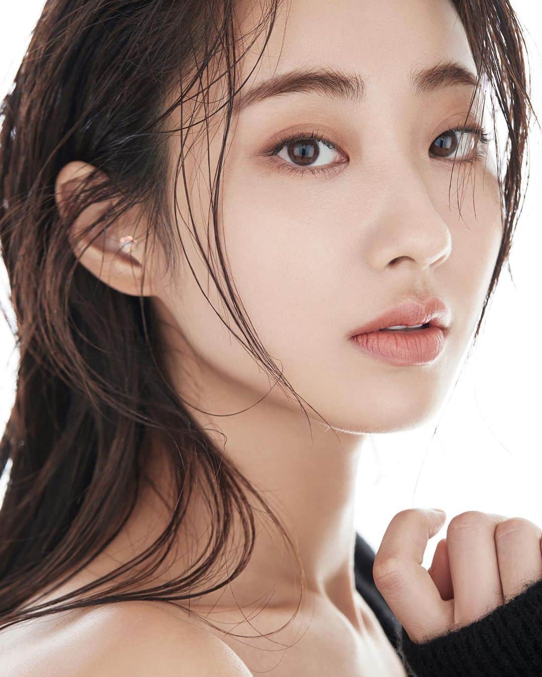 ギョンリ のインスタグラム：「, New profile✨ favorite pick @ynkentertainment」