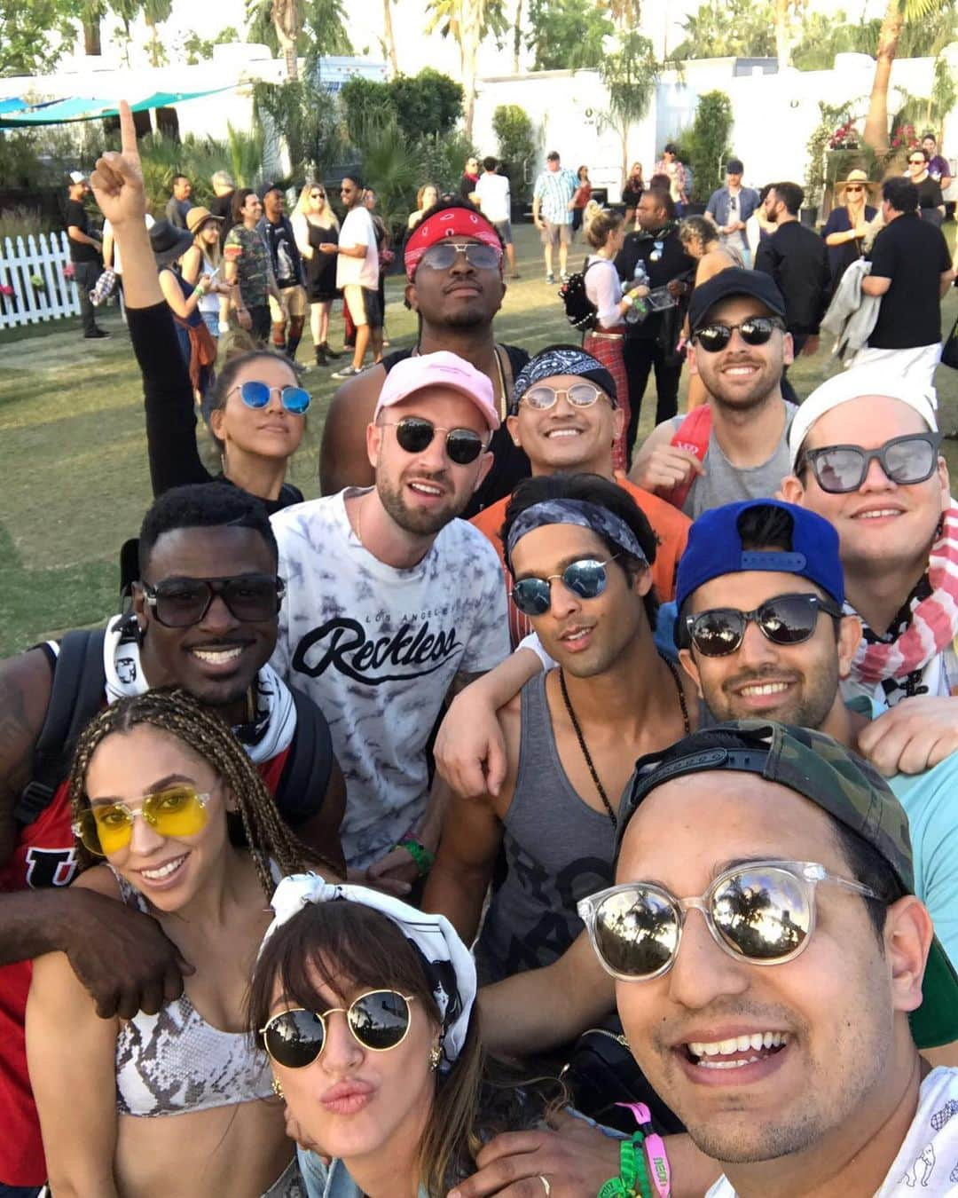 クリス・ファフさんのインスタグラム写真 - (クリス・ファフInstagram)「One of my favorite weekends of the year! 🌴😷🌴Miss you Coachella squad 🙌🏻」4月13日 3時51分 - drama