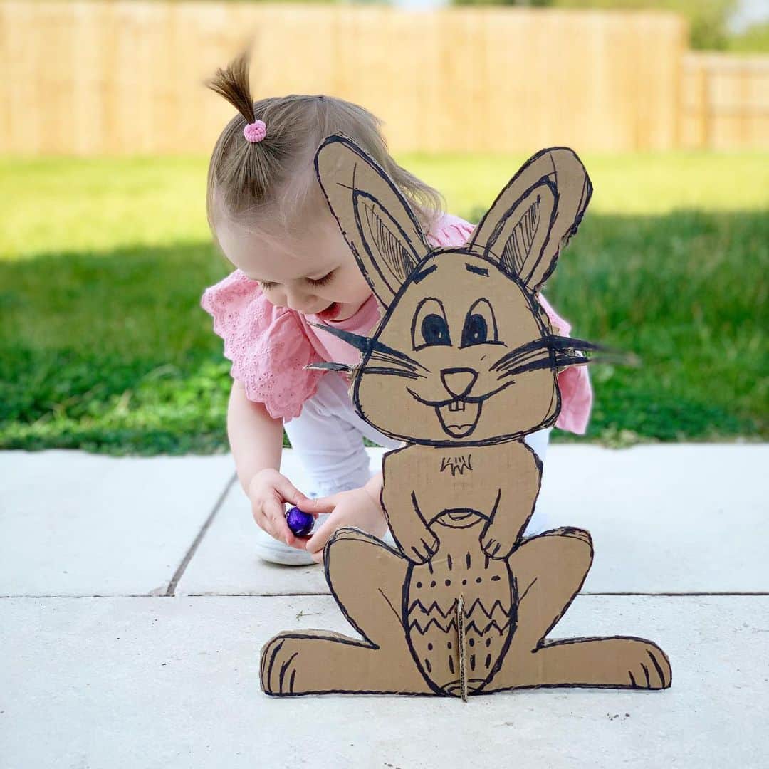 マックス・ウィットロックのインスタグラム：「Happy Easter everyone. I hope you had a good day 😊 #happyeaster」