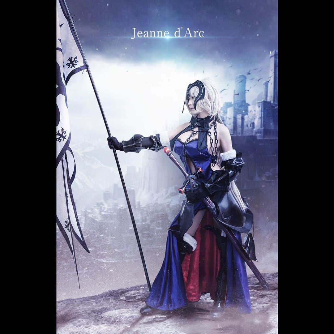 おとうさんスイッチのインスタグラム：「コスプレ加工「ジャンヌダルクオルタ ーFGOー」　メイキングはYouTubeで⭐︎　#フォトマニュピレーション #アート #photoshop #graphics #art #photomanipulation #ジャンヌダルクオルタ #コスプレ #fgoコスプレ」