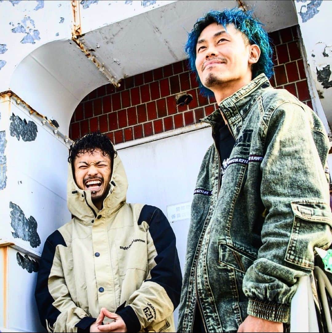 WANIMAさんのインスタグラム写真 - (WANIMAInstagram)「【BIRTHDAY】﻿ ﻿ 4.13 KENTA ＆ 3.30 KO-SHIN﻿ ﻿ いつも応援ありがとうございます。﻿ ﻿ #WANIMA」4月13日 20時31分 - wanima_wanima