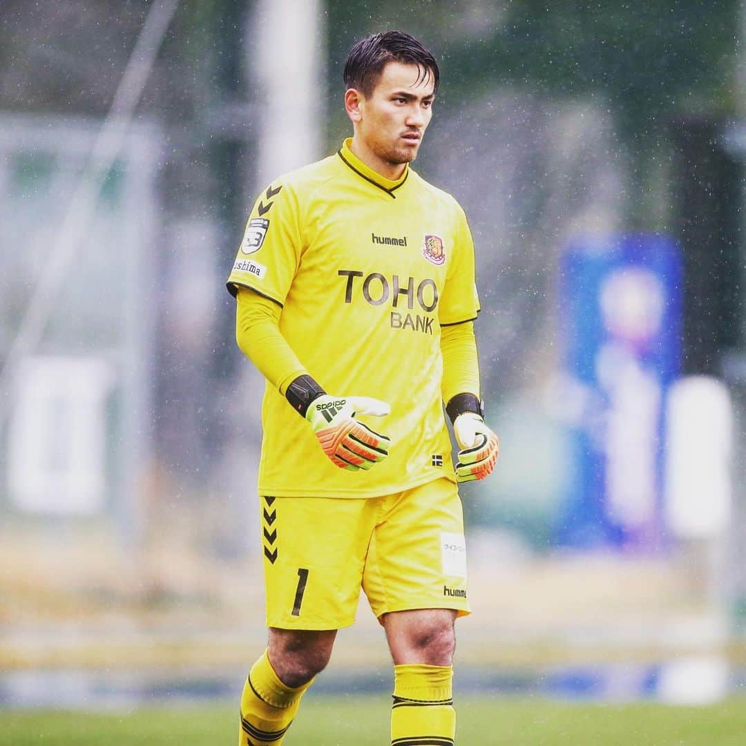 のインスタグラム：「Stay hungry, stay foolish. focus on your objective. #football#stayhome#everything#will#be#like#before#wait#the#moment#fight#with#coronavairus」