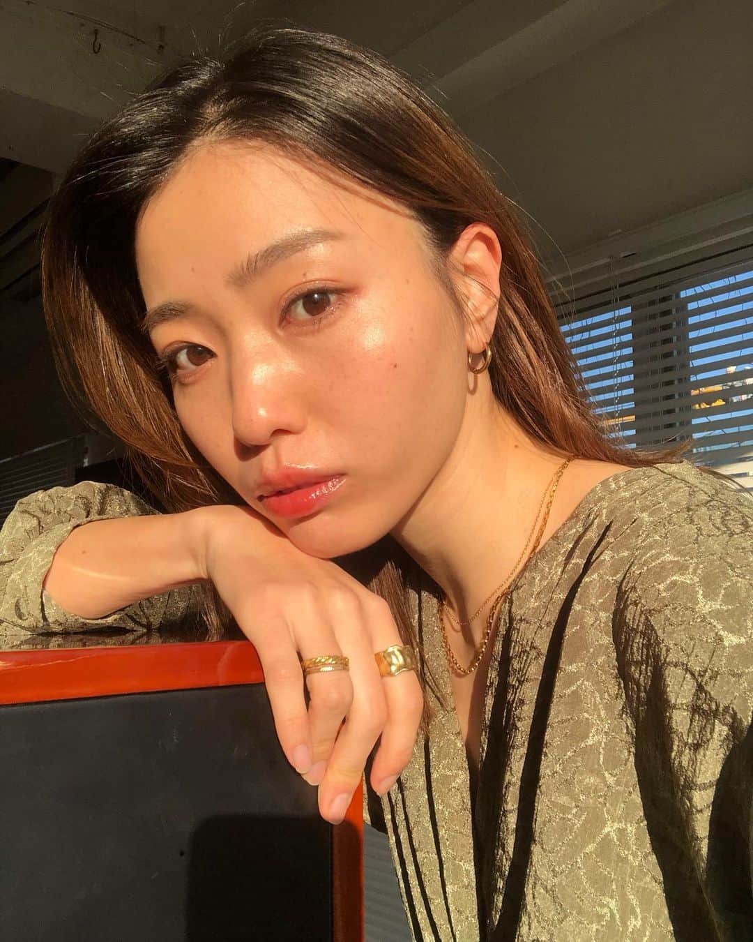 岩崎志保のインスタグラム：「🌤🌤🌤 明日もまたまたお知らせあるよ〜📢」