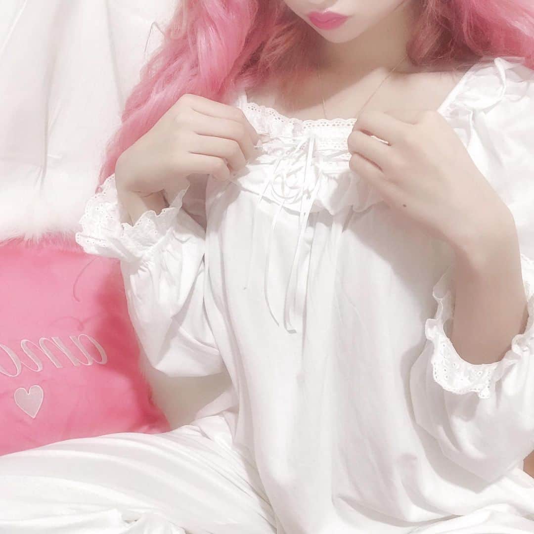 胡桃兎愛のインスタグラム：「みんなは #おうち時間 何をして過ごしていますか？？」