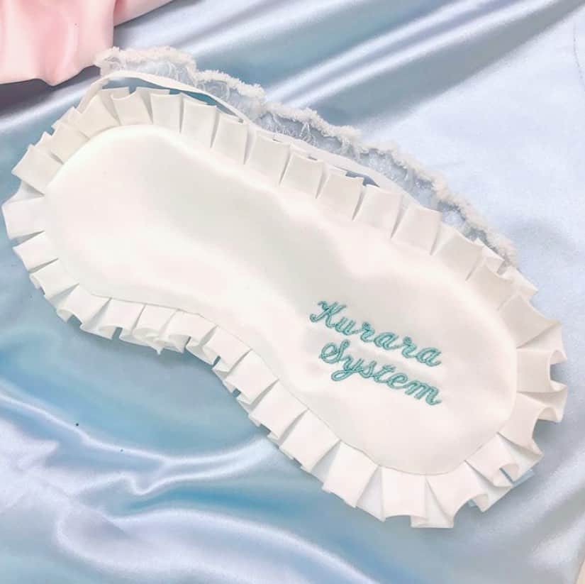 双木昭夫のインスタグラム：「「なまいきアイマスク」も販売しております💖Kurarasystem の刺繍も」