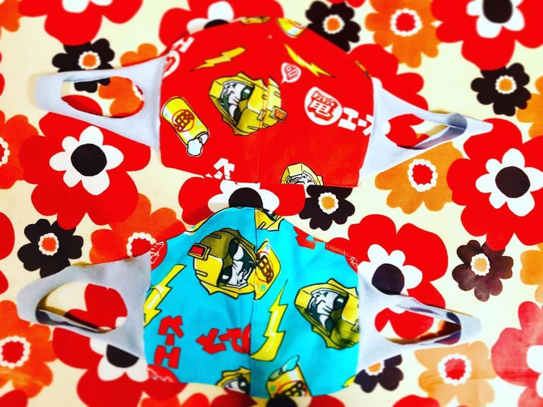 河崎実さんのインスタグラム写真 - (河崎実Instagram)「電兄妹の秋田さんから気持ちのいい電エースマスクをもらったよ。ありがとう！  #電エース　#河崎実　#マスク」4月13日 22時44分 - kawasakiminoru