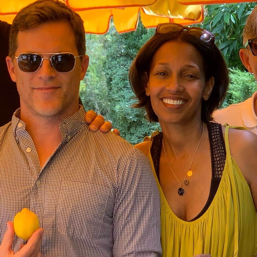 マイケル・ドイルのインスタグラム：「Happiest of birthdays to “my friend Lenore!” Can’t wait to squeeze lemons and squeeze you. 🎂🎈🍾💃🏻🎉❤️」