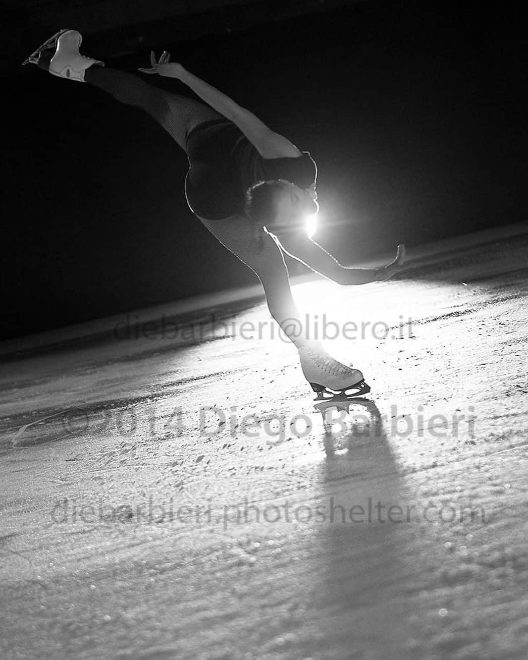 ジャダ・ルッソのインスタグラム：「🌹...Something Special...💫 #6yearsago#passion#life#sacrifices#nothingmoremagical#  Photo of @diebarbieri」