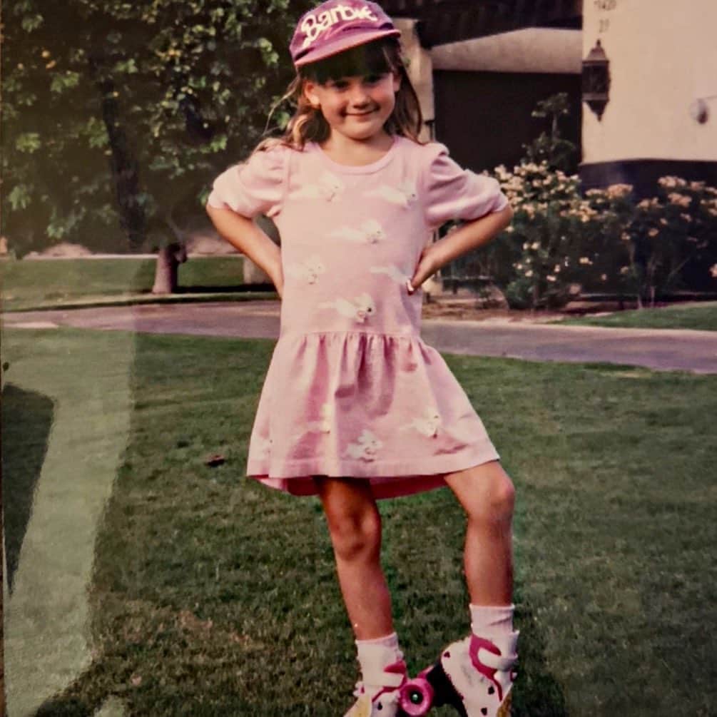 ステファニー・プラットのインスタグラム：「Thank you for the birthday love!!! ❤️ your kindness was the best present in these humbling times 💕🙌🏻🥳🍀🤩🐶🦋🦄 I love everyone of you! Thank you 😊🙏🏼 #Aries」