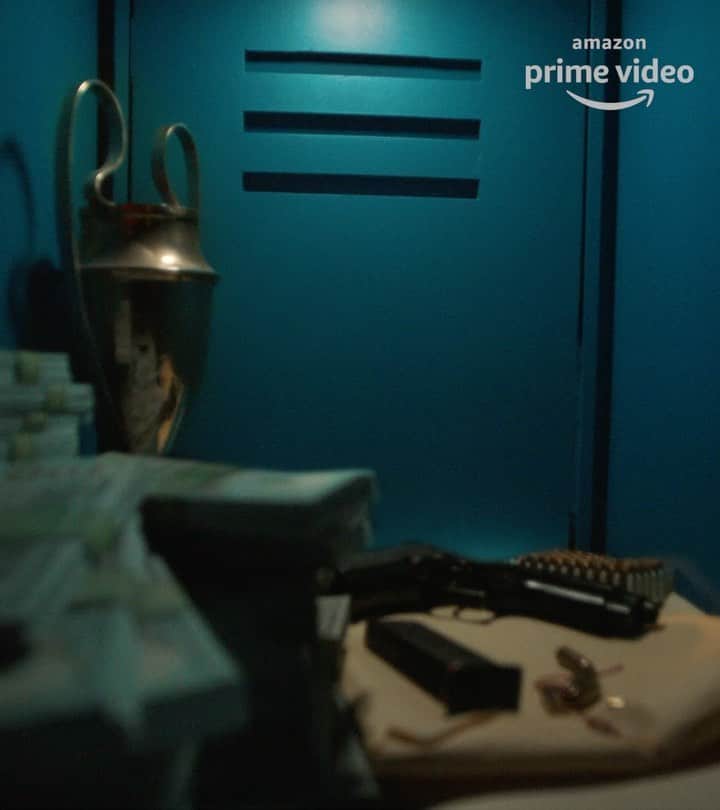 カーラ・ソウザのインスタグラム：「Emocionada de compartirles algo que puedan ver mientras están protegidos y sanos en casa! Próximamente: El Presidente por Amazon Prime Video. #ElPresidenteTV @primevideomx @primevideolat」