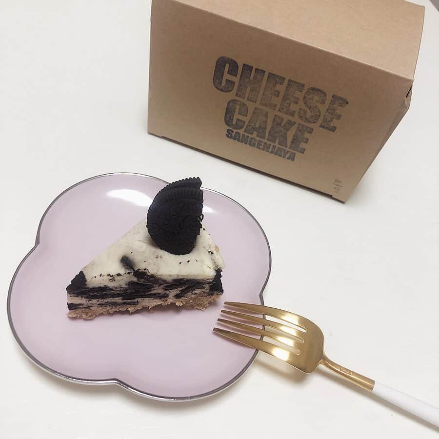 平松可奈子さんのインスタグラム写真 - (平松可奈子Instagram)「オレオチーズケーキ🧁  #オレオチーズケーキ  #cake」4月14日 4時26分 - 11kanaco14