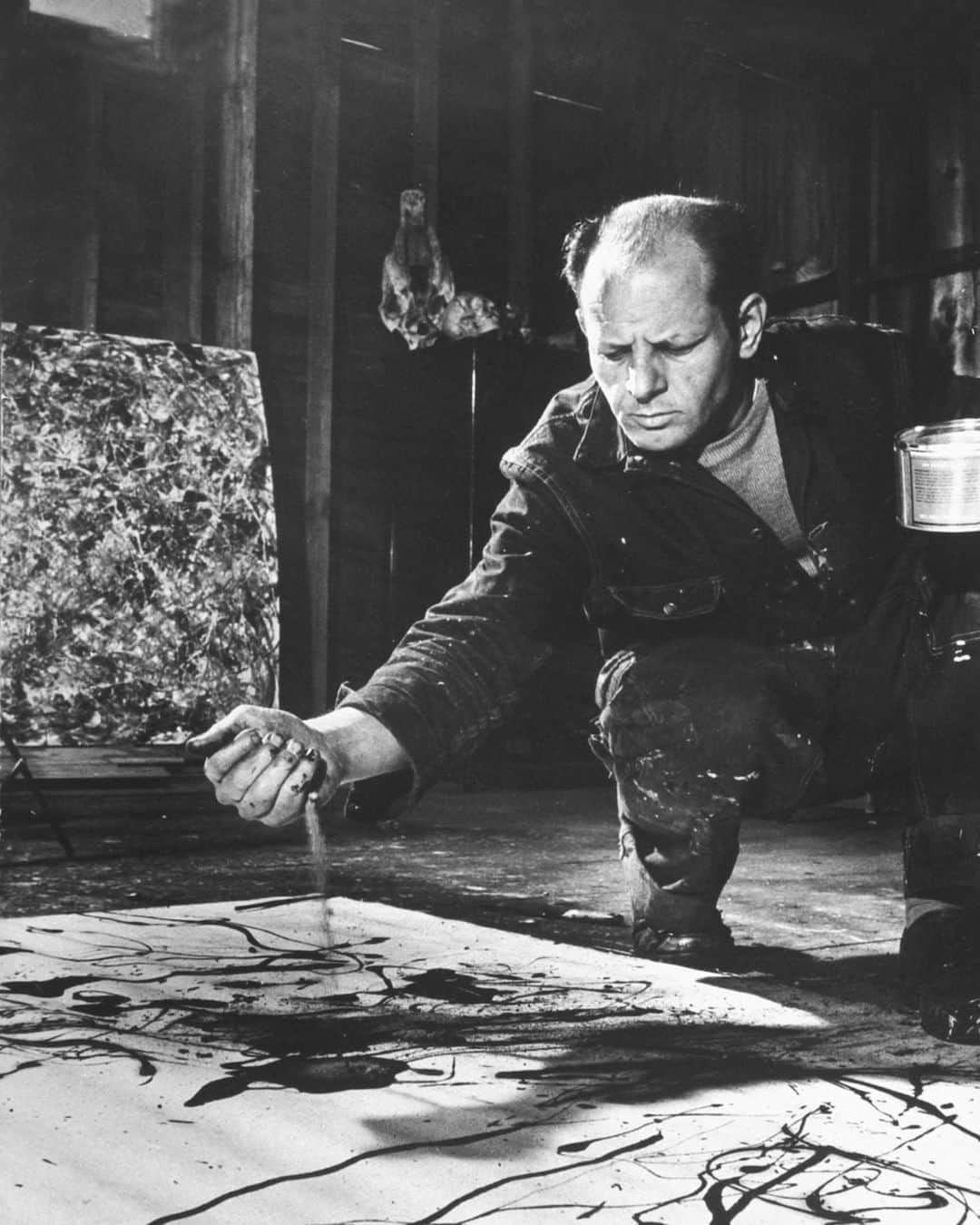 lifeさんのインスタグラム写真 - (lifeInstagram)「Artist Jackson Pollock—at work in his Long Island studio, a former barn—pours sand on a canvas, April 1949. "When I am in my painting," he told LIFE, "I'm not aware of what I'm doing." For more photos of Pollock at home and in his studio, check the link in bio. (📷Martha Holmes/LIFE Picture Collection) #jacksonpollock #artistatwork」4月14日 4時54分 - life