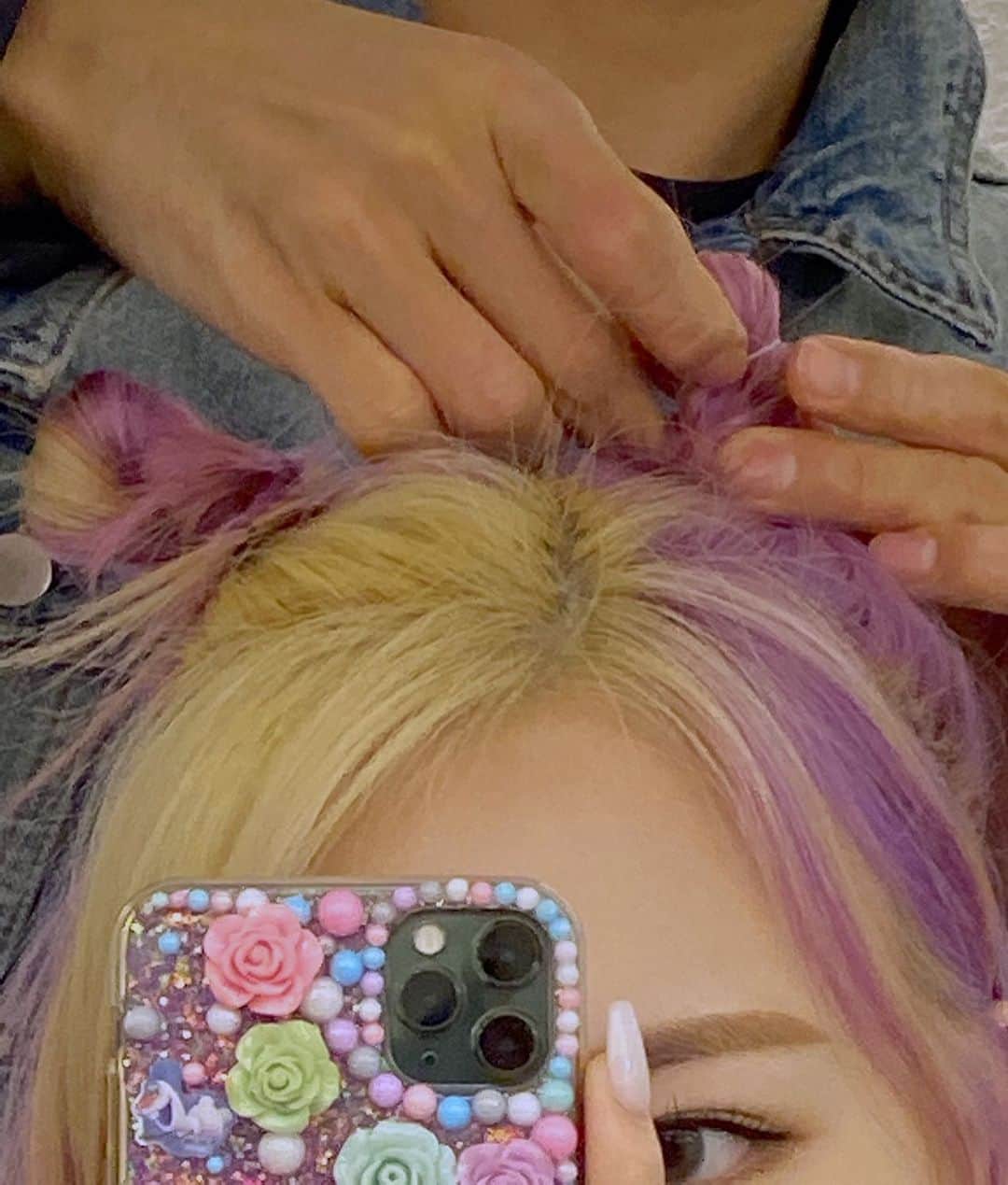 パク・ジミン のインスタグラム：「💜🤍」