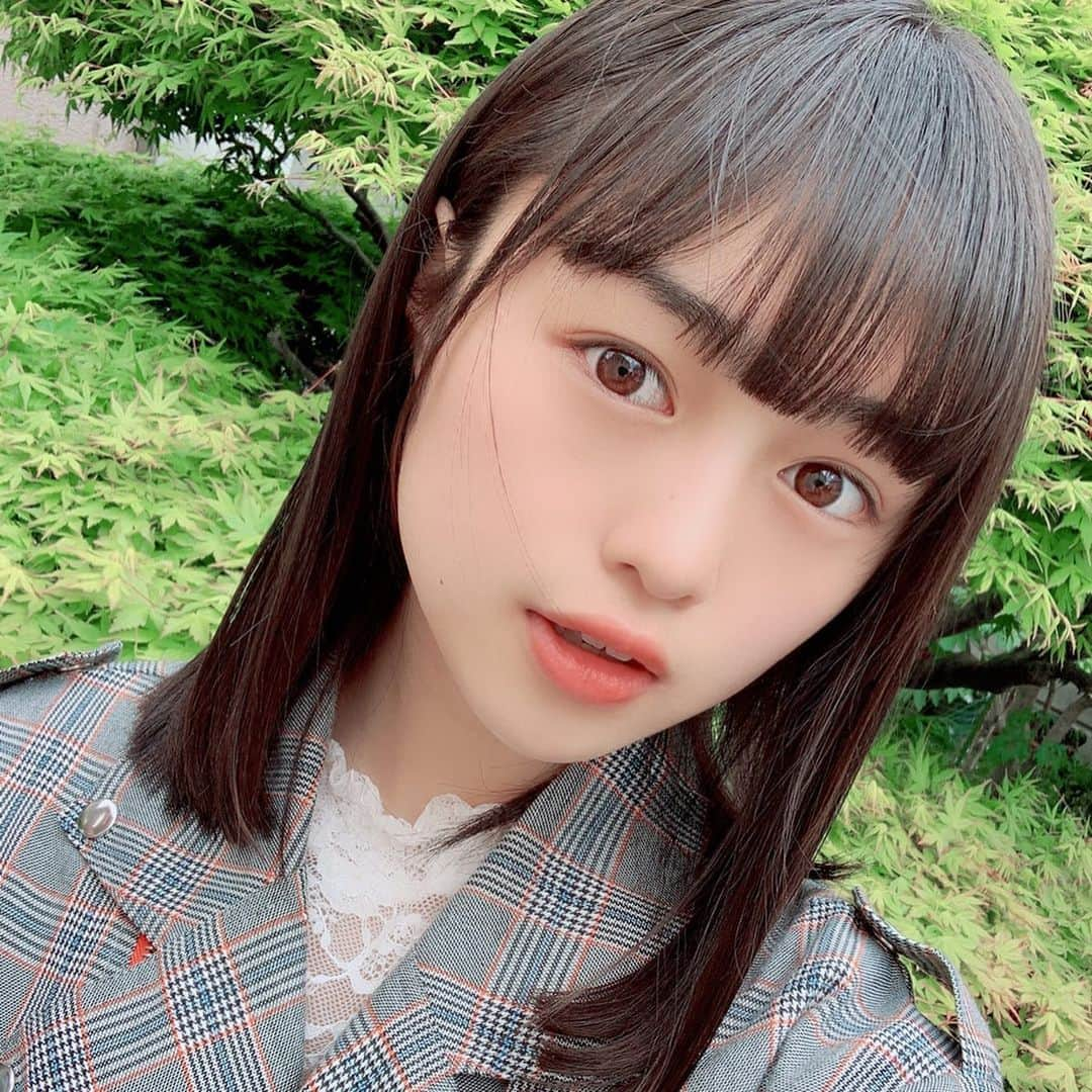 依田彩花のインスタグラム：「久しぶりのこのアウター着た👀 ・ ・ ・ #sjk #高校生 #アイドル #フォローミー  #ボブ #ショートボブ #16歳」