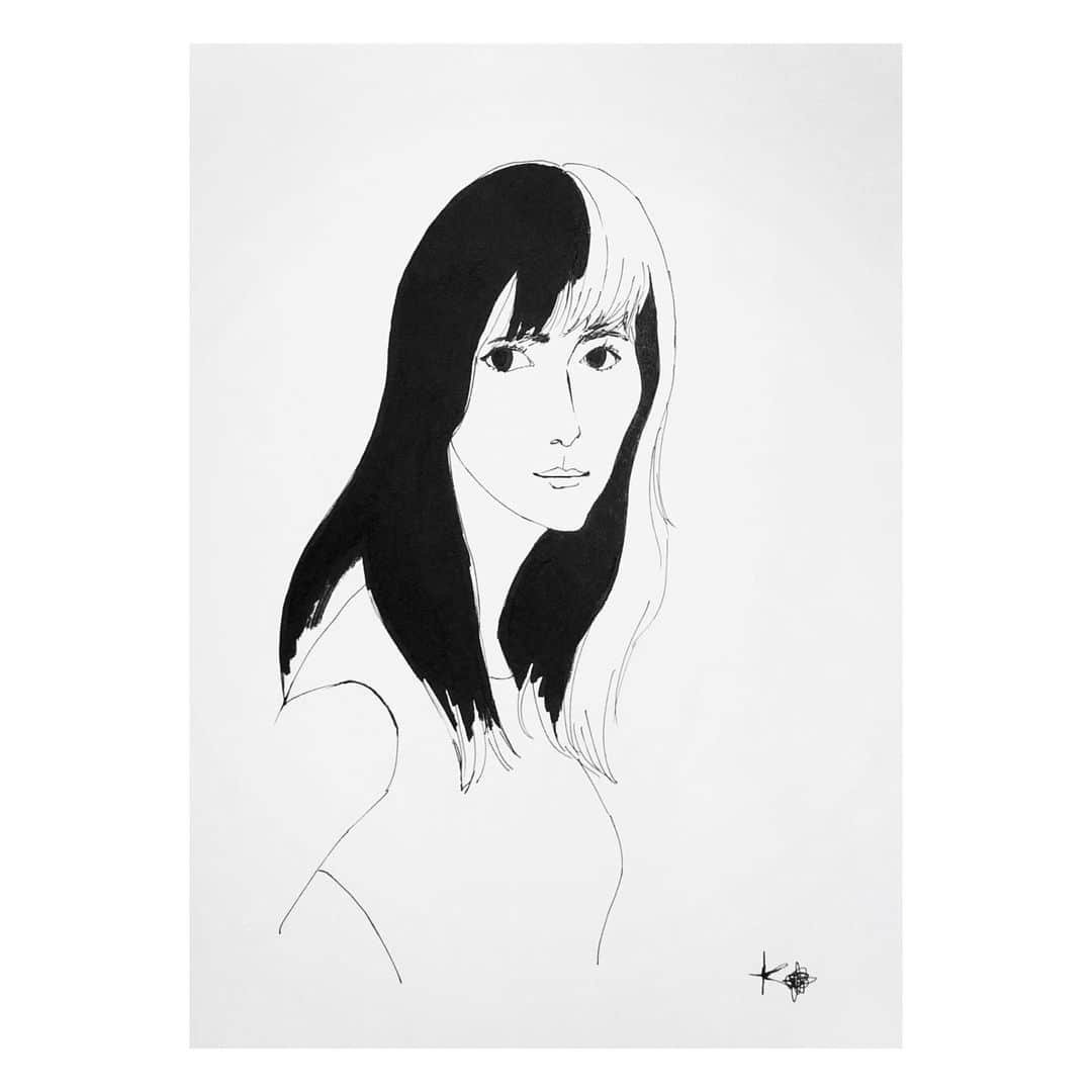 田中千絵さんのインスタグラム写真 - (田中千絵Instagram)「おはようございます☀ 今日の台北は 朝晩の冷え込みはあるものの、 爽やかな朝を迎えています。  今日は、Tony’s Labの話を少し。  父とはじめたインスタも、 今日でちょうど、 2ヶ月目を迎えました。 @tonyslaboratory_2020  70歳を過ぎてから はじめて手にしたスマートフォン (父はそれまで、ガラケーで生きていました˙-˙)、 そして、このインスタの世界に いろいろな意味で カルチャーショックを受けつつも、 最近の毎日を楽しんでいるみたいです。  そして、そんな節目の今日に、 父と私のイラストが誕生しました👏🏻👏🏻👏🏻 。  どこか儚げなく、 でも、 なにかを訴えてくるテイストが あまりにも気に入り、 みなさんにもぜひぜひ 見ていただきたく思い、 ついついこちらの方にも アップしてしまいました。  kedamaさん、 素敵なイラストを ありがとうございます^ ^  それでは、今日も、 みなさんにとって 素晴らしい一日でありますように。 . Tony’s Lab Make-up Science’s Instagram  has also been upgrading. Please welcome to visit us:-) . 早安☀️ 雖然最近台灣早晚的溫差大， 但今晨迎接了非常舒服的晴天。  今天想在這裡分享關於 Tony’s Lab Make-up Science IG的事。  自從和我父親一起開始經營的IG後， 今天正好過了兩個月的時間。 @tonyslaboratory_2020  我父親過了70歲以後才買智慧手機 (那之前，他只用一般的手機生活˙-˙)， 也開始玩IG。  雖然對他來說 這些科技世界讓他受到一種 從來沒有接觸過的文化差異一樣的感覺， 但看來他最近非常享受 這新的世界帶給他的驚喜。  然後， 父親和我的IG滿兩個月的今天， 我們非常棒的插畫也誕生了👏🏻👏🏻👏🏻 。 我會覺得這個插畫的線條細微柔弱， 但是它還是會給我一種不脆弱的主張， 我非常喜歡。 因此在這裡也想和大家分享這插畫！  謝謝畫家·kedama的幫忙^ ^  最後， 祝福大家今天也有個美好的一天喔！ . . . #tonyslabmakeupscience  #kedama #新宿眼科画廊  #台北と東京の生活  #中国語」4月14日 10時59分 - chietanaka817