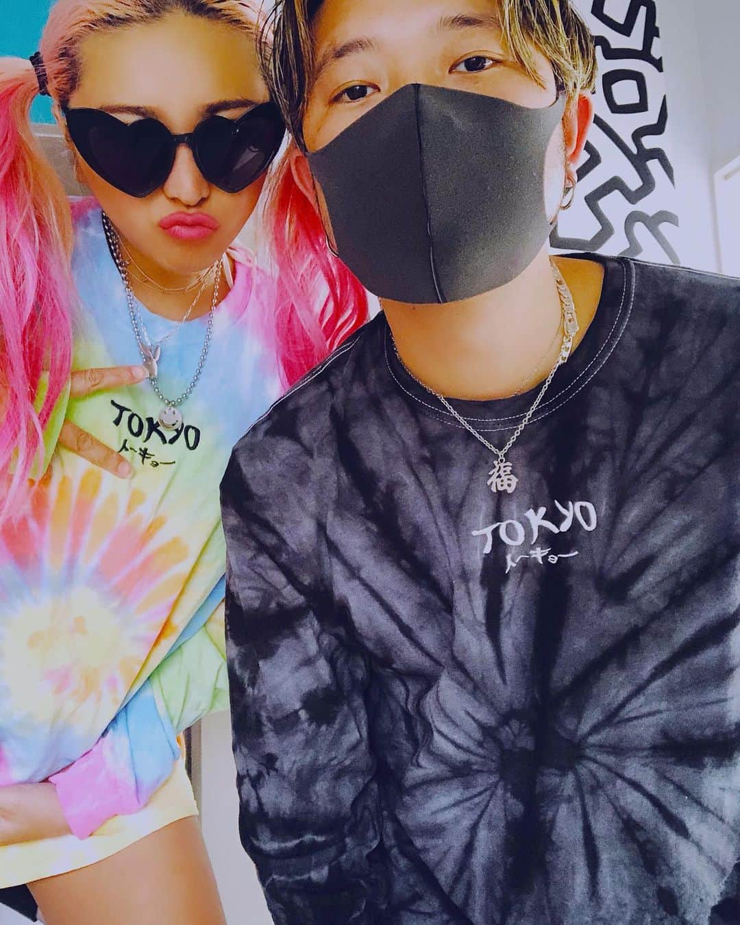 miniのインスタグラム：「REPRESENT TOKYO🤟🏾🗼 @world_wide_famous  渋谷生まれと馬場生まれ 東京生まれの私達にはコレ👅って、、 【レペゼントーキョー】 @k_ikeda1130 さんいつもありがとうございます🤟🏾✨✨ #worldwidefamous #レペゼントーキョー #トーキョー #東京」