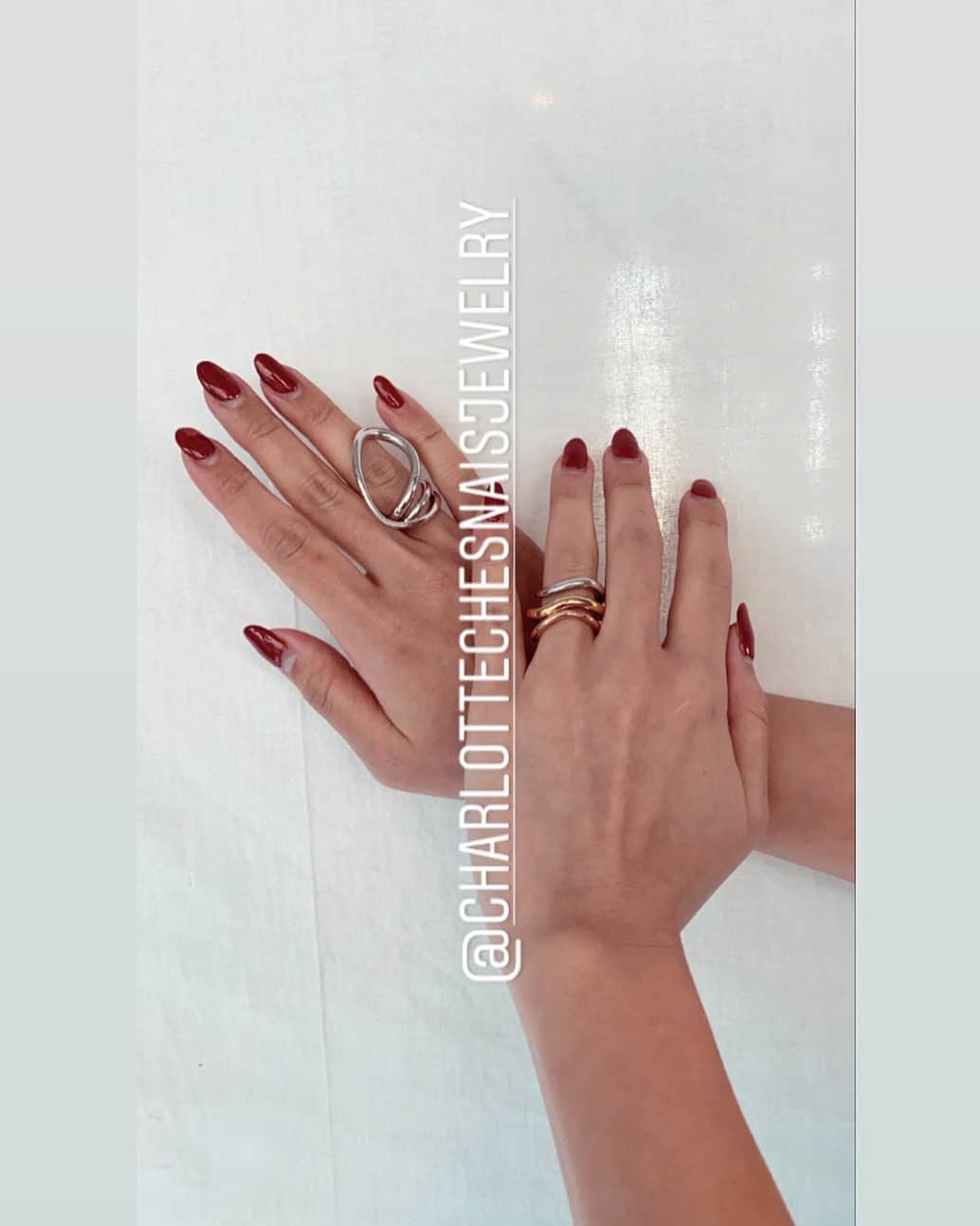 ADELAIDEさんのインスタグラム写真 - (ADELAIDEInstagram)「こんな時だからこそ手元もお洒落に、綺麗に💍✨ @charlottechesnaisjewelry」4月14日 19時58分 - selectshop_adelaide