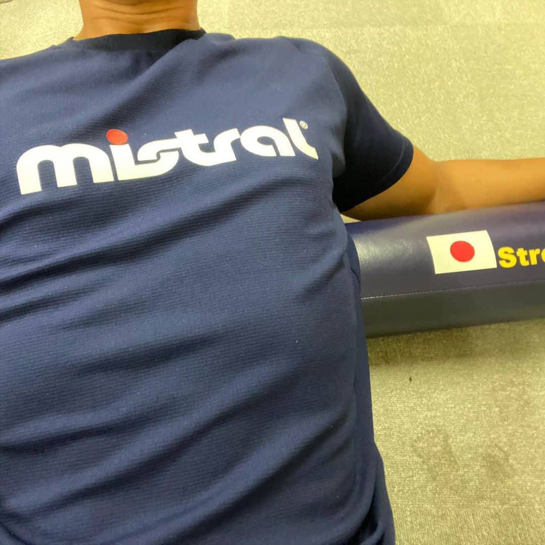 藤嶋大規のインスタグラム：「ストレッチポールを使ってストレッチタイム。#ミストラルウエア #canoesprint #tokyo2020 #ストレッチ」