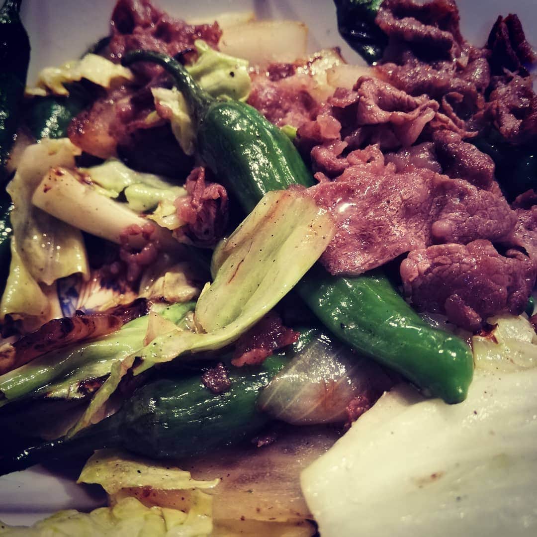 松本隆博のインスタグラム：「。 ヒマヤノ～ ヒラマノ～ ヒヤマノ～ ヒラマヨ～ 要するに…… 暇やのお～ ヽ(*´∀｀)ノ」
