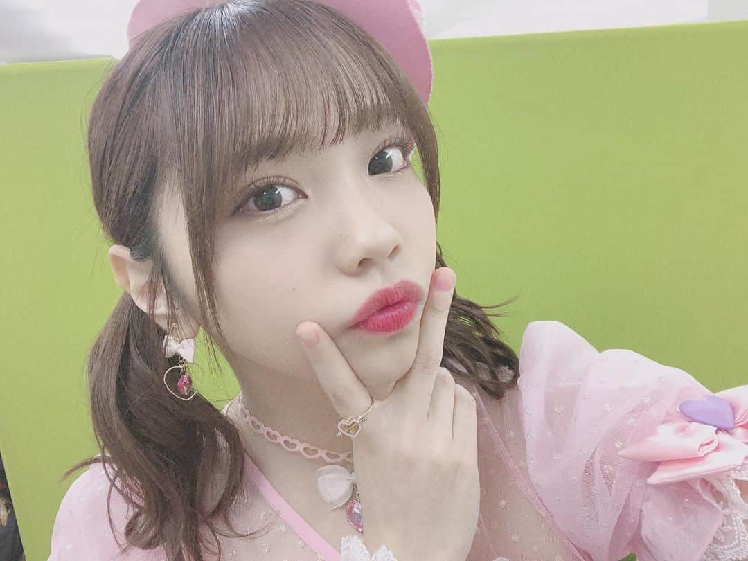 仲村和泉のインスタグラム：「皆さんおうち時間何してますか？？ . #ツインテール #アイドル #アイドル衣装 #過去pic」