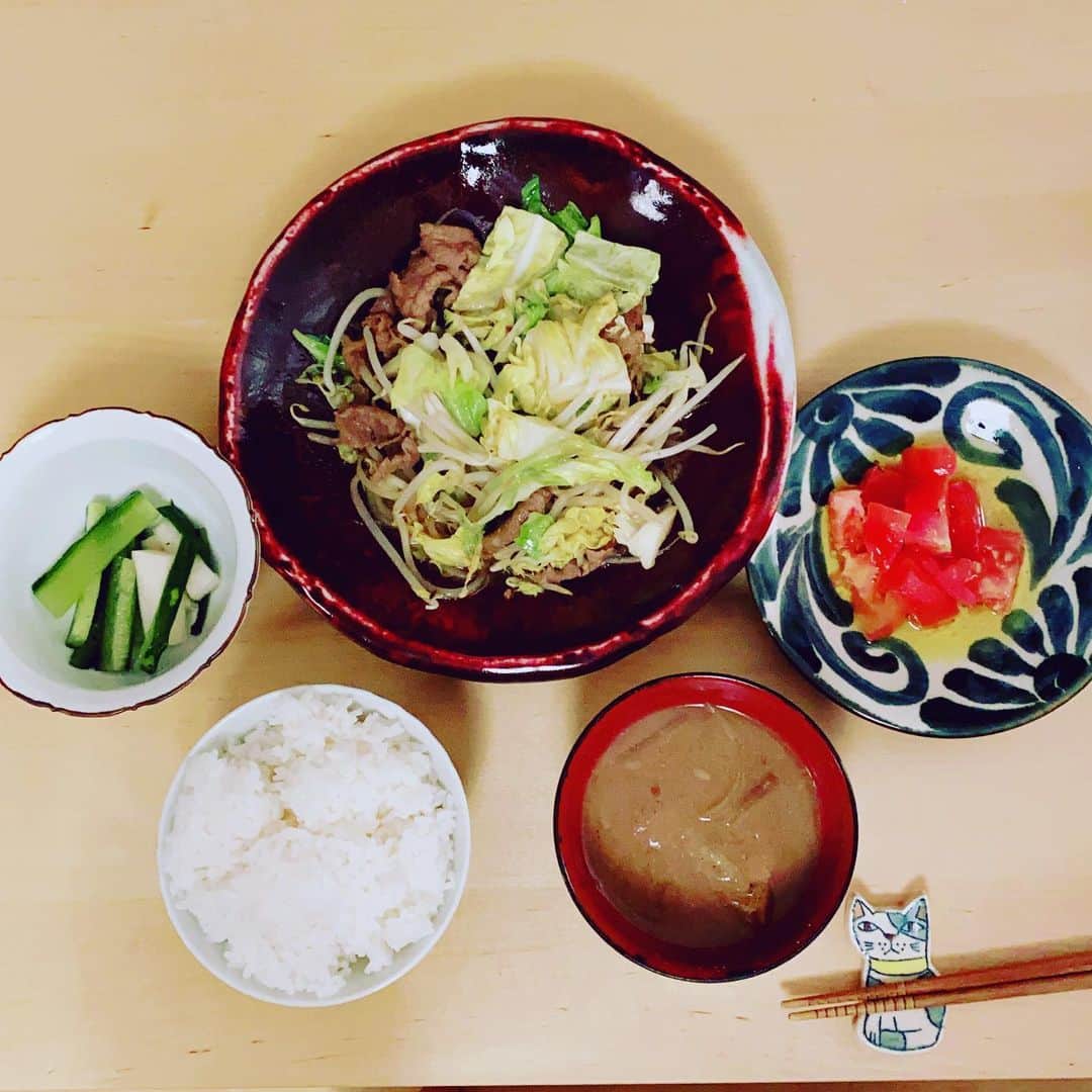 ただすけのインスタグラム：「今日のスズキッチン 自炊は野菜もりもり食べれて嬉しい😊」