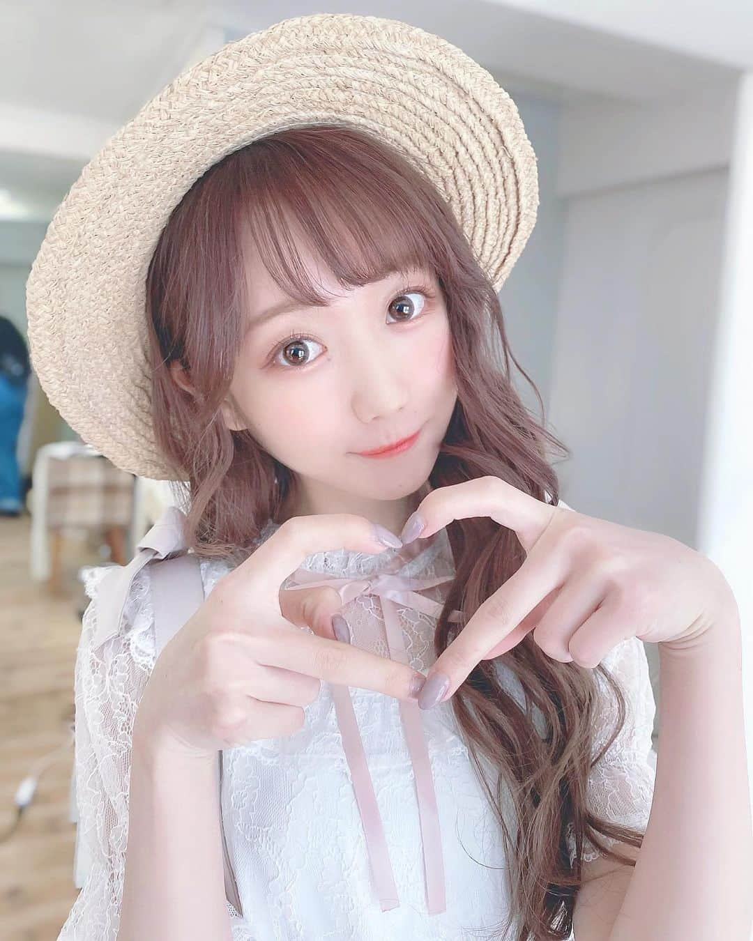 大谷映美里さんのインスタグラム写真 - (大谷映美里Instagram)「🎀 ㅤㅤㅤㅤㅤㅤㅤㅤㅤㅤㅤㅤㅤ 夏気分〜👒 WEB LOOK チェックしてね🐰💓 可愛いお洋服がいっぱいだよ。 ㅤㅤㅤㅤㅤㅤㅤㅤㅤㅤㅤㅤㅤ #honeycinnamon #ハニーシナモン」4月14日 22時33分 - otani_emiri