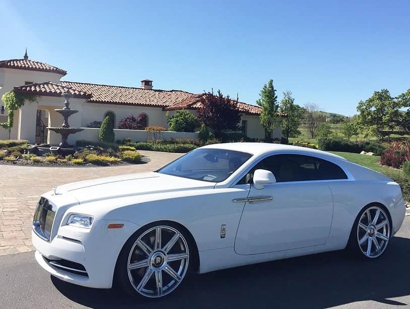 CarsWithoutLimitsさんのインスタグラム写真 - (CarsWithoutLimitsInstagram)「Smooth #Wraith on CaliforniaWheels done by @caliwheels  #carswithoutlimits」4月14日 23時26分 - carswithoutlimits