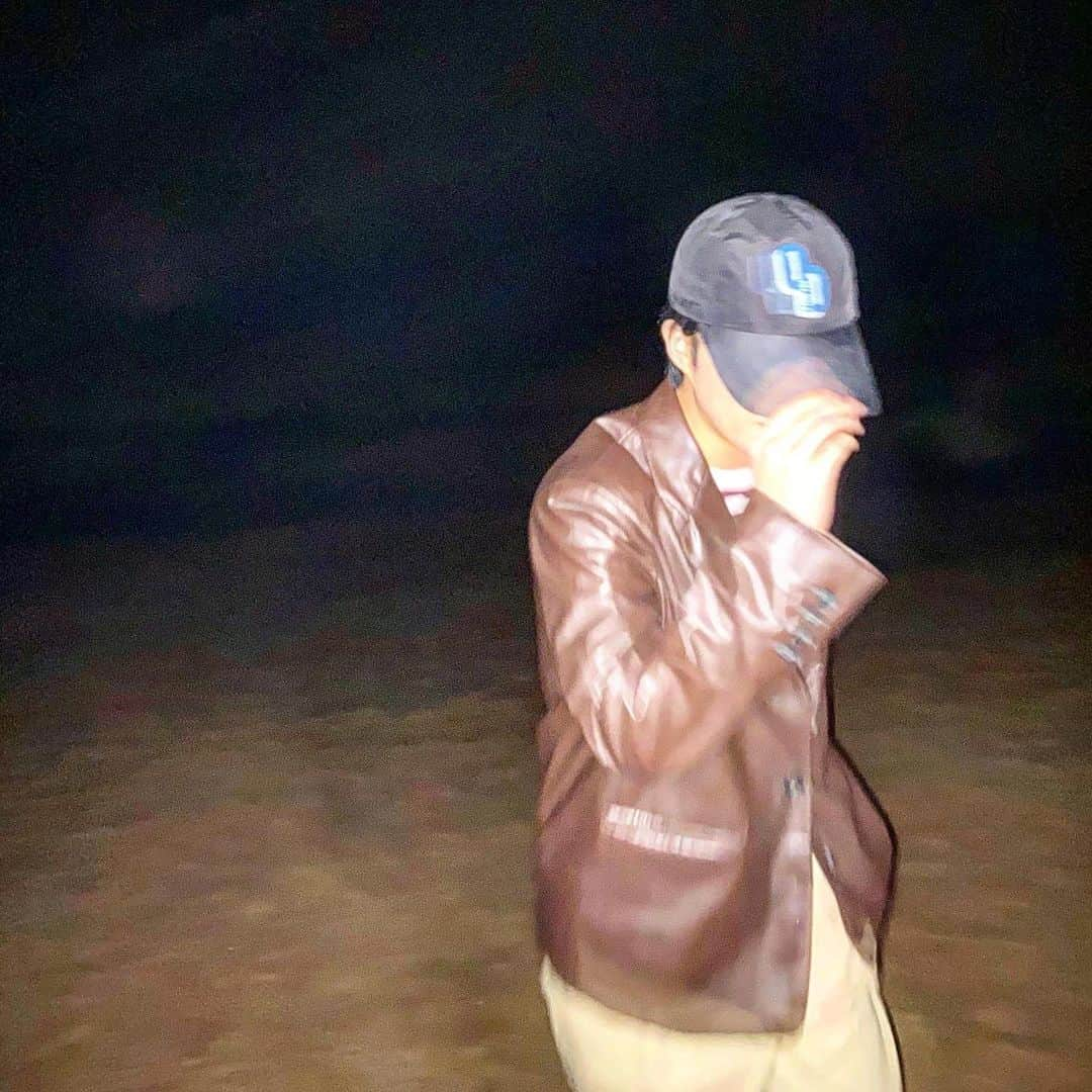 イ・チャンヒョクさんのインスタグラム写真 - (イ・チャンヒョクInstagram)「🌊🌊🌊🌊」3月22日 3時48分 - leechanhyuk