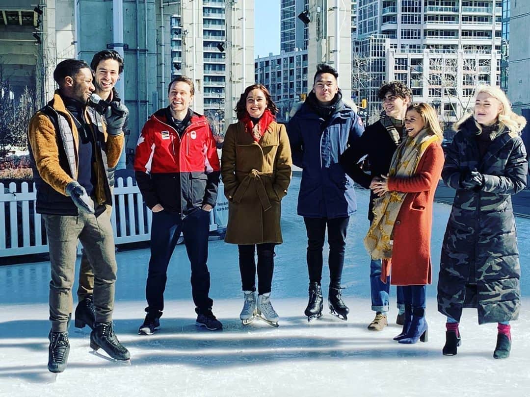 のインスタグラム：「A chorus of sympathy laughs in progress. . . This would have been the last day of competition at World's in Montreal. Thinking about all these wonderful athletes and friends that were set to compete their programs one last time for this season's finale. Thank you to all the skaters around the world for showing us your talents and beautiful programs this season. Hope you're all keeping busy, sane, and healthy. 🤎🖤🤍 . . . . . #worlds2020 #montreal #quarantine #stayhome #staysane #stayhealthy #cbcskate #olympics #figureskating」