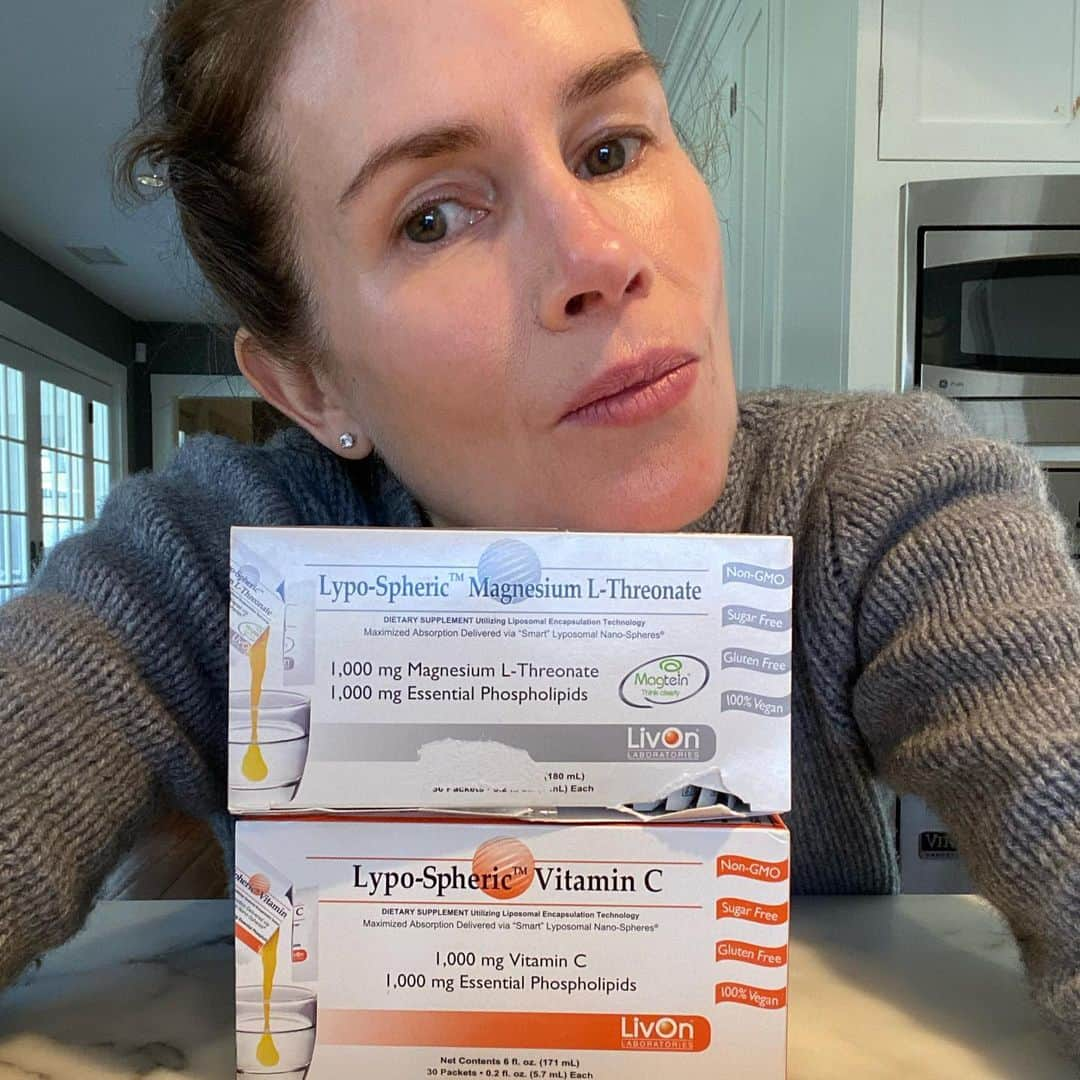 グッチ・ウェストマンさんのインスタグラム写真 - (グッチ・ウェストマンInstagram)「Guys - two things we need a lot of at the moment - calm #lypo-spheric Magnesium L Threonate and immunity! #lypo-spheric Vitamin C I love this brand have been an avid customer for the past 10 or so years @livonlabs thank you for making incredible supplements! ❤️ Which supplements do you suggest ? Also taking plenty of elderberry in tea form and in gummies , kids love also ! ❤️」3月22日 4時32分 - gucciwestman