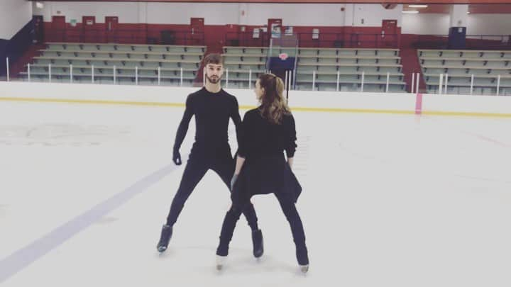 ギヨーム・シゼロンのインスタグラム：「I’m gonna miss this program so much. Tonight I can’t help but wonder what it would have been like to skate in Montreal for the world championships, my thoughts go to all of the skaters who trained so hard to get there, to all the families and fans who were so excited to come cheer for us! Thank you to you all, we will have many many other opportunities to share incredible moments together! But for now...safety first! Xx」