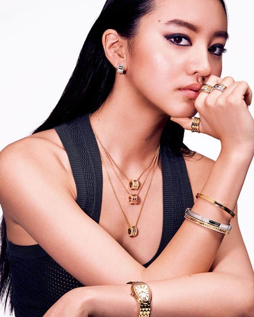 Yusuke Saekiのインスタグラム：「Recent work✨@koki @voguejapan for @bulgari  Shot by @yusukemiyazaki  styled by @tsugumiw hair by @takeshikatoh  #voguepromotion」