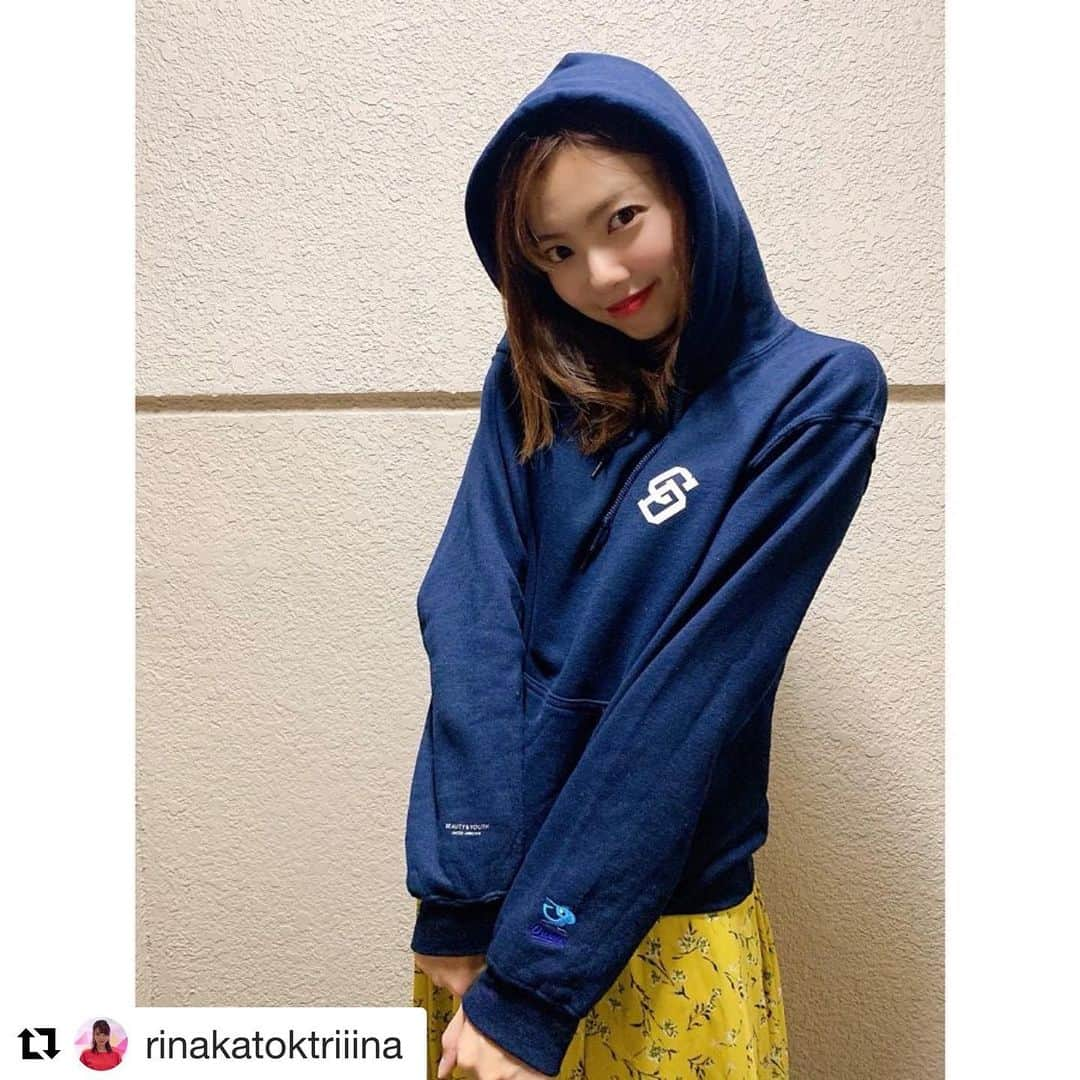 インスタ野球女子【公式アカウント】さんのインスタグラム写真 - (インスタ野球女子【公式アカウント】Instagram)「✩ おはようございます。3連休最終日ですね😊今日は#ドラゴンズ女子 をご紹介していきます🐨💗 ・ とっても美人さん( ᵕᴗᵕ )💗 ・ @rinakatoktriiina さんのアカウントも是非覗いてみてください✨* ・ インスタ野球女子ではプロ野球を観戦、応援している女性の方をRepostでご紹介させていただいています⚾* ・ みなさんも「#インスタ野球女子」をつけて投稿しよう！ 素敵な野球仲間が見つかるかも、、🙋！* ・ 素敵な投稿はリポストさせていただきます😘* ・ 次回もお楽しみに～～👋👋 ・ #ドラゴンズ#中日ドラゴンズ  #ドラ子 #ドラゴンズファン  #中日ファン #どあら #ドアラ  #野球観戦#ユニフォーム #可愛い#美人#美女#女の子 #ドラゴンズファンと繋がりたい #野球好きな人と繋がりたい #ナゴヤドーム #ドアラカフェ  #中日ドラゴンズファン」3月22日 10時03分 - baseball_girl_89