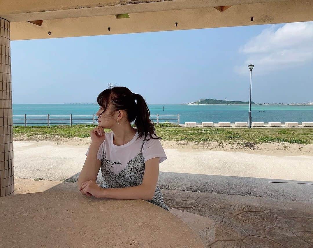 福見真紀さんのインスタグラム写真 - (福見真紀Instagram)「okinawa🏝 今年初の沖縄でした〜！異国感があっていつ行っても癒される☺️ 最近忙しかったのでリフレッシュできました^ ^」3月22日 10時48分 - mak1ch1