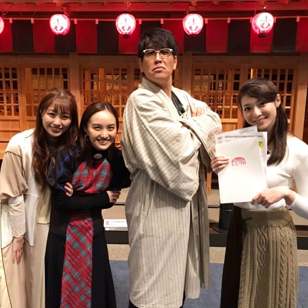 住田紗里さんのインスタグラム写真 - (住田紗里Instagram)「初めてロケに参加させてもらったMusee du ももクロが配信されています！ 今回は葛飾北斎にゆかりのある回向院、すみだ北斎美術館に訪問した時の様子が配信されています。 葛飾北斎の曲線の使い方、静と動の対比など、 彼の手法に終始魅了されていました。 テレ朝動画で配信中ですので是非ご覧ください。  #museeduももクロ #museum #美術館 #美術 #art #ももいろクローバーZ の#百田夏菜子 さん、#佐々木彩夏 さん、そして#古坂大魔王 さんとご一緒させていただきました #葛飾北斎 #北斎 #すみだ北斎美術館 #墨田区 #回向院」3月22日 10時56分 - sarisumita_ex