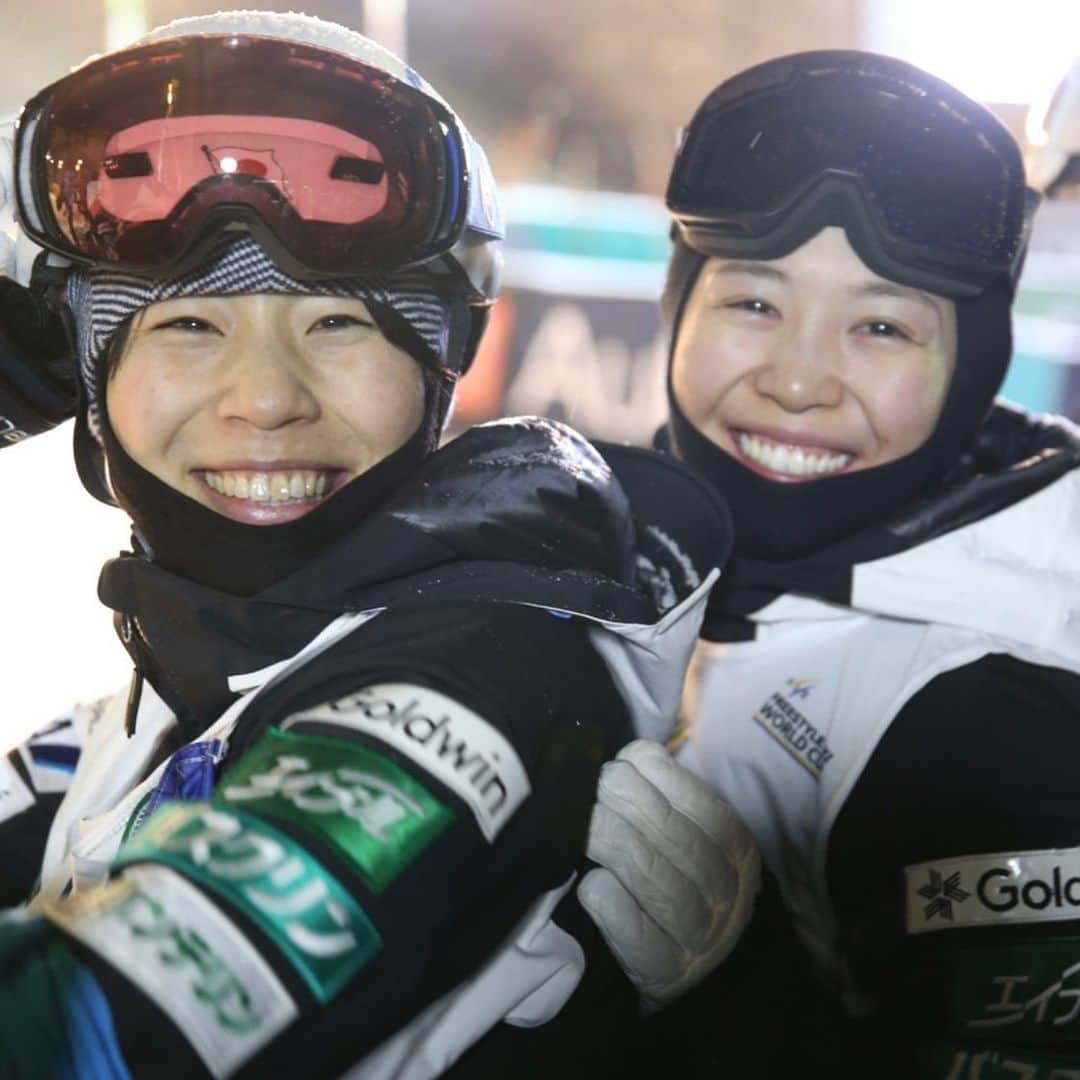 伊藤さつきのインスタグラム：「2019-2020season 🚪🐾 Thank you everyone. 📷 @mikepage_」