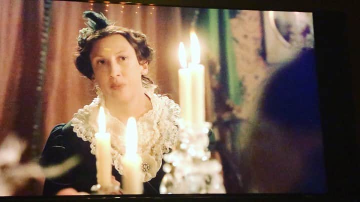 ミシェル・ブランチのインスタグラム：「Me. Quarantine day 9. 🍷」
