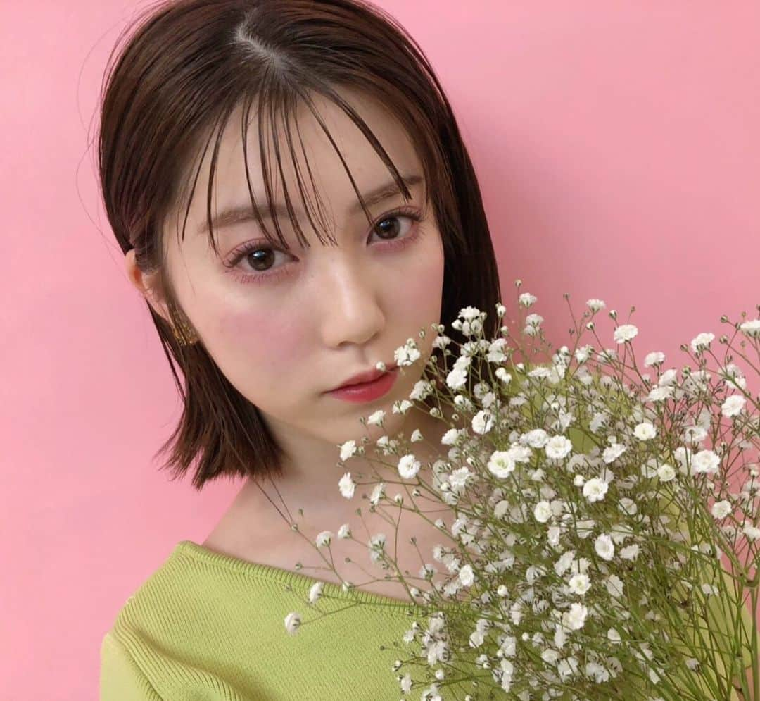 Popteenさんのインスタグラム写真 - (PopteenInstagram)「5月号のちゃんえなの可愛いはつくれる❤︎連載では春夏秋冬のメイクを教えてくれたよ💄✨ オフショットは春らしいメイクのちゃんえな🌸🌷 #popteen#ポップティーン#モデル#中野恵那#ちゃんえな#メイク#春メイク#オフショット」3月22日 13時05分 - popteen_official