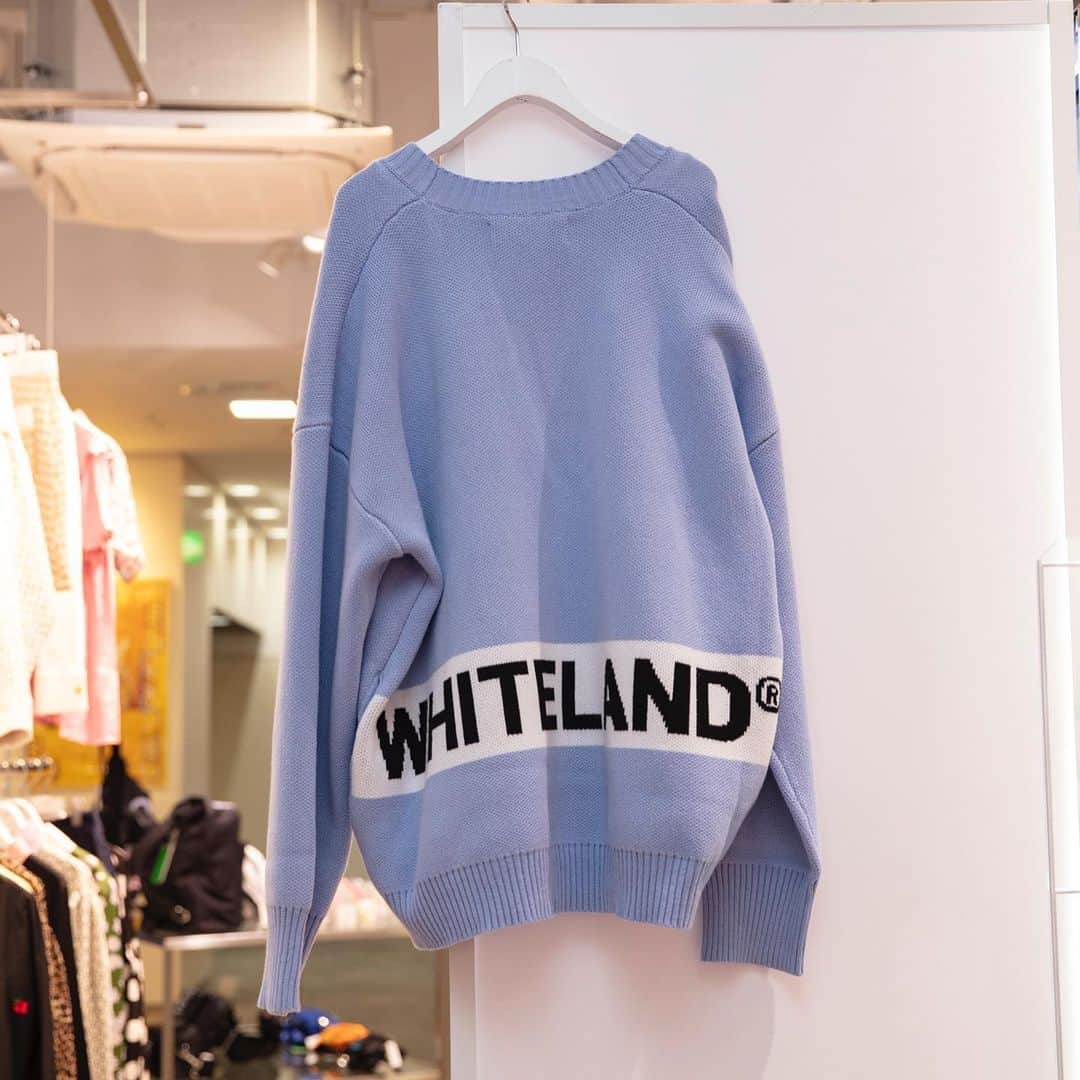 Laforet HARAJUKUさんのインスタグラム写真 - (Laforet HARAJUKUInstagram)「LHP WOMEN / 3F CARDIGAN ¥16,500 ※tax in . 【🌸春のトレンド15PICKS👗】 春といえば「シャーベットカラー」🍧 アイスブルーのコットンカーディガンは、春先の軽アウターとしてはもちろん秋まで長く使える優秀アイテム🧥 . #LAFORETSTYLE #spring #2020ss #fashiongram #fashiontrend #lhpwomen #tokyo #laforet #harajuku #laforetharajuku #春ファッション #春服 #春コーデ #トレンドアイテム #トレンドスタイル #シャーベットカラー #アイスブルー #コットンカーディガン #東京 #ラフォーレ #原宿 #ラフォーレ原宿」3月22日 14時46分 - laforet_h