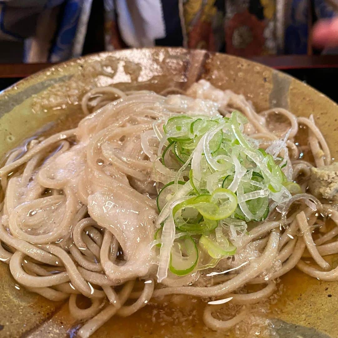 栗原友のグルメインスタ