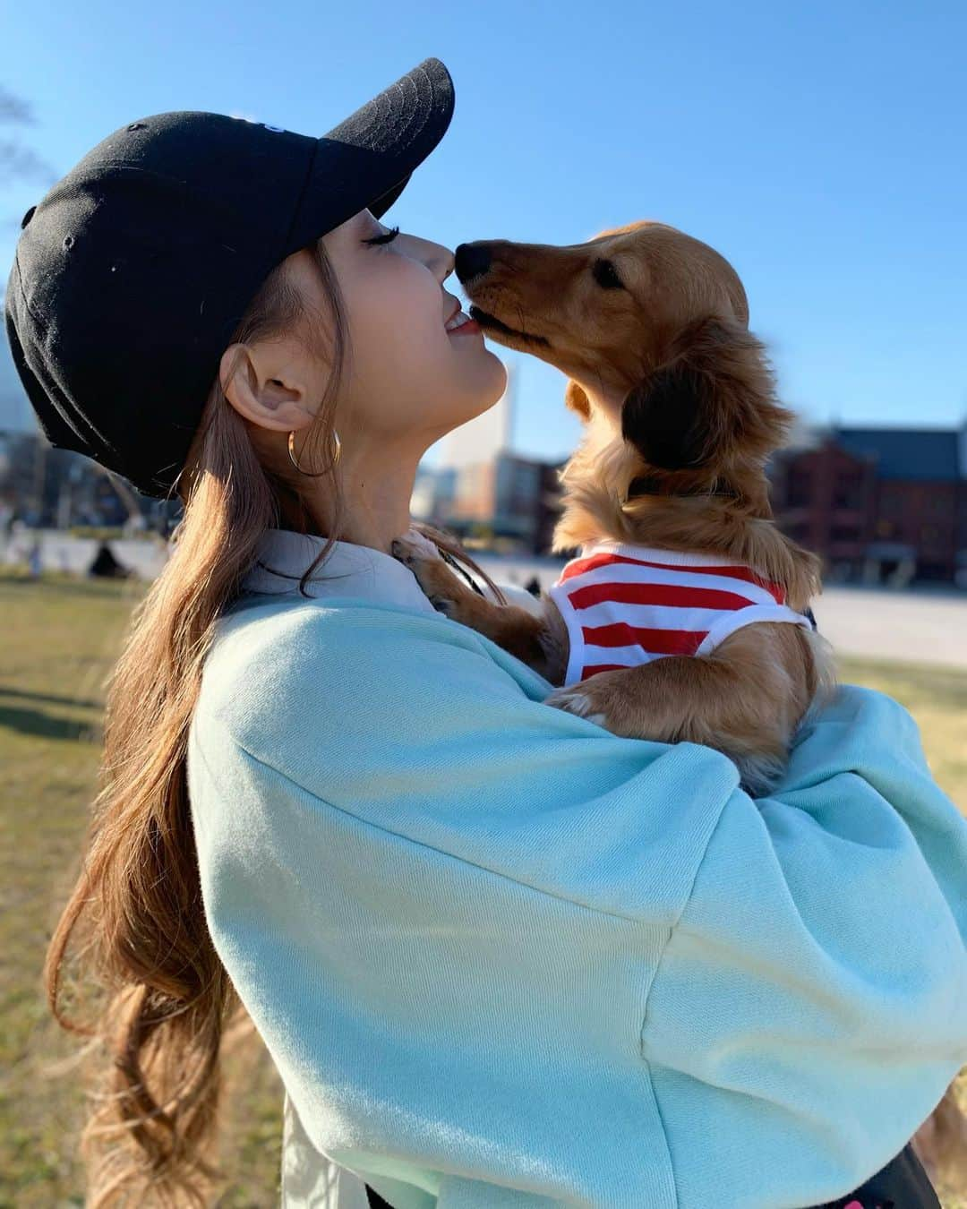 RINAさんのインスタグラム写真 - (RINAInstagram)「・ I'd be happy just to see you 🦋 I'm always on your side.....👍💓 ・ #cyberjapan #cjd_rina #off #bestie #love #dogstagram #いぬのいる暮らし #dayoff #カニンヘンダックス #りなさんぽ #smile #happy #liker #instagram」3月22日 19時10分 - cjd_rina