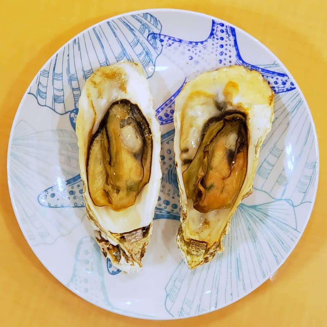 布川敏和さんのインスタグラム写真 - (布川敏和Instagram)「焼き牡蠣！」3月22日 19時37分 - fukawatoshikazu