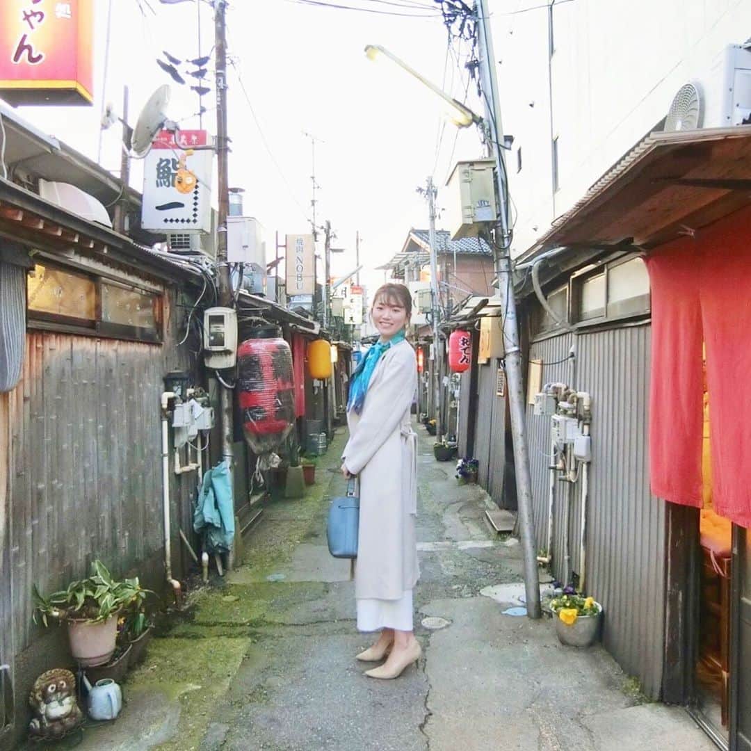 的場絢香さんのインスタグラム写真 - (的場絢香Instagram)「*﻿ ﻿ ディープな金沢🏮﻿ 昭和レトロな中央味食街。﻿ ﻿」3月22日 19時58分 - ayaka_matoba