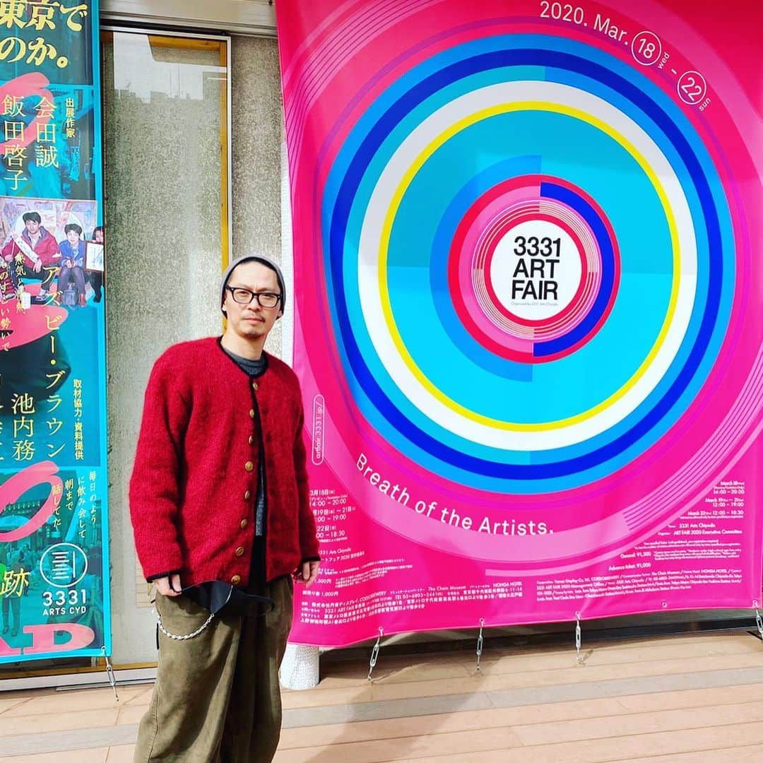 坂東工さんのインスタグラム写真 - (坂東工Instagram)「香港バーゼルが中止だったので、@アーツ千代田 のアートフェアへ。入口で検温、消毒はなし、終始マスクで観覧。なんだかなぁなんだかなぁ…コロナを吹き飛ばすアートってないものか… #アートフェア東京 #アートフェア  #坂東さんはムックのよう」3月22日 20時15分 - takumimoriyabando