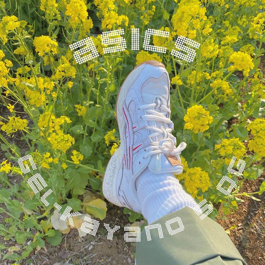 のインスタグラム：「＊いいダサさ .  #asics#足元倶楽部#足元#あしもと倶楽部#dickies#uniqlo#おしゃれさんと繋がりたい#古着#古着コーデ#メンズライク#sneaker#sneakerstyle#ootd#fashion#streetstyle」
