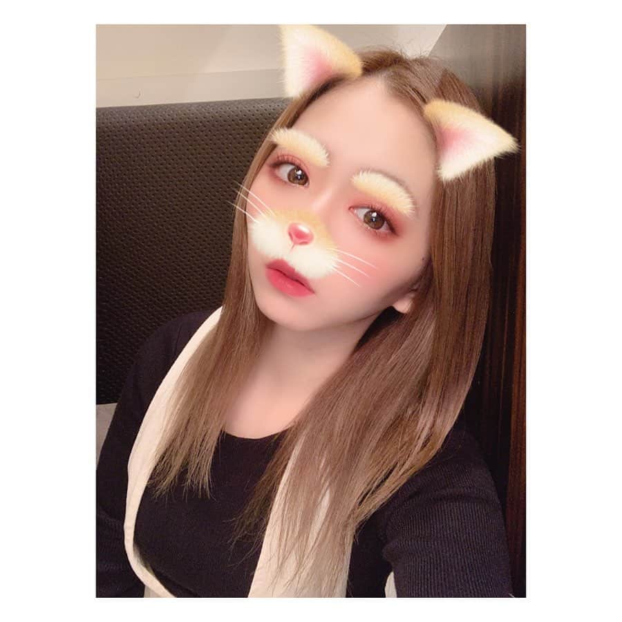 森田彩花のインスタグラム：「🐱♥️ ． なんか強め感ぱねぇ🤪♥️ ． #snow #猫 #コメよろ #いいねよろ」